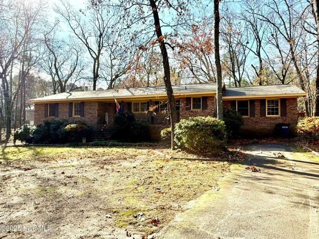 $1,900 | 211 Tartan Trail, Southern Pines, NC 28387