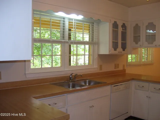 $1,900 | 211 Tartan Trail, Southern Pines, NC 28387