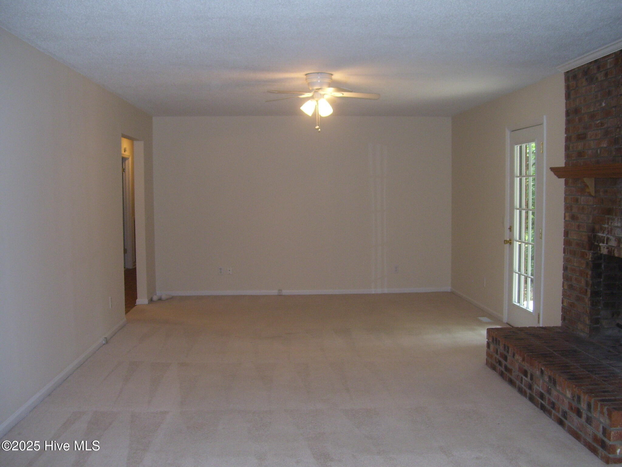 211 Tartan Trail Southern Pines, NC 28387 - Photo 8 of 22 211-Tartan-Trail-0021