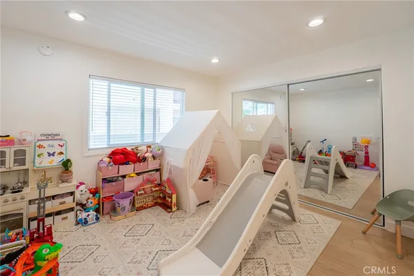 $3,600 | 10119 Pinewood Avenue, Unit 108, Tujunga, CA 91042