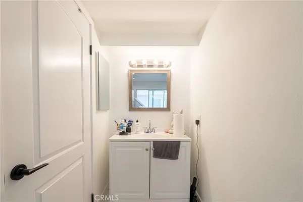 $3,600 | 10119 Pinewood Avenue, Unit 108, Tujunga, CA 91042