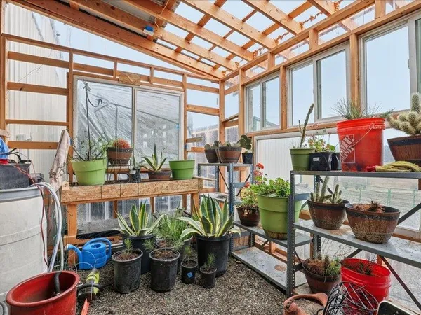 $799,000 | 26323 North Madison Road, Chattaroy, WA 99003