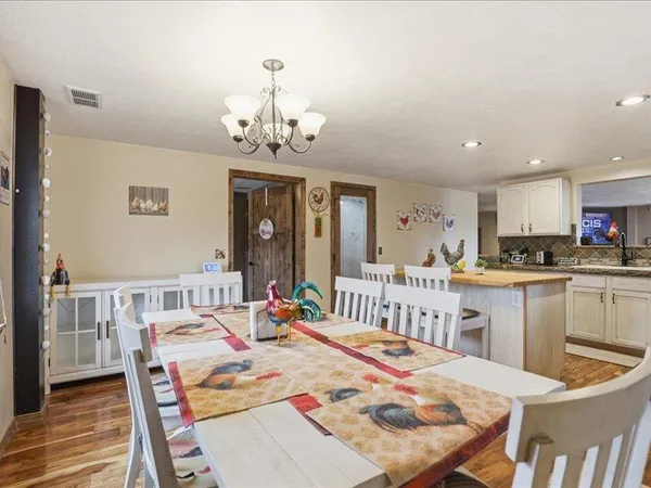 $799,000 | 26323 North Madison Road, Chattaroy, WA 99003