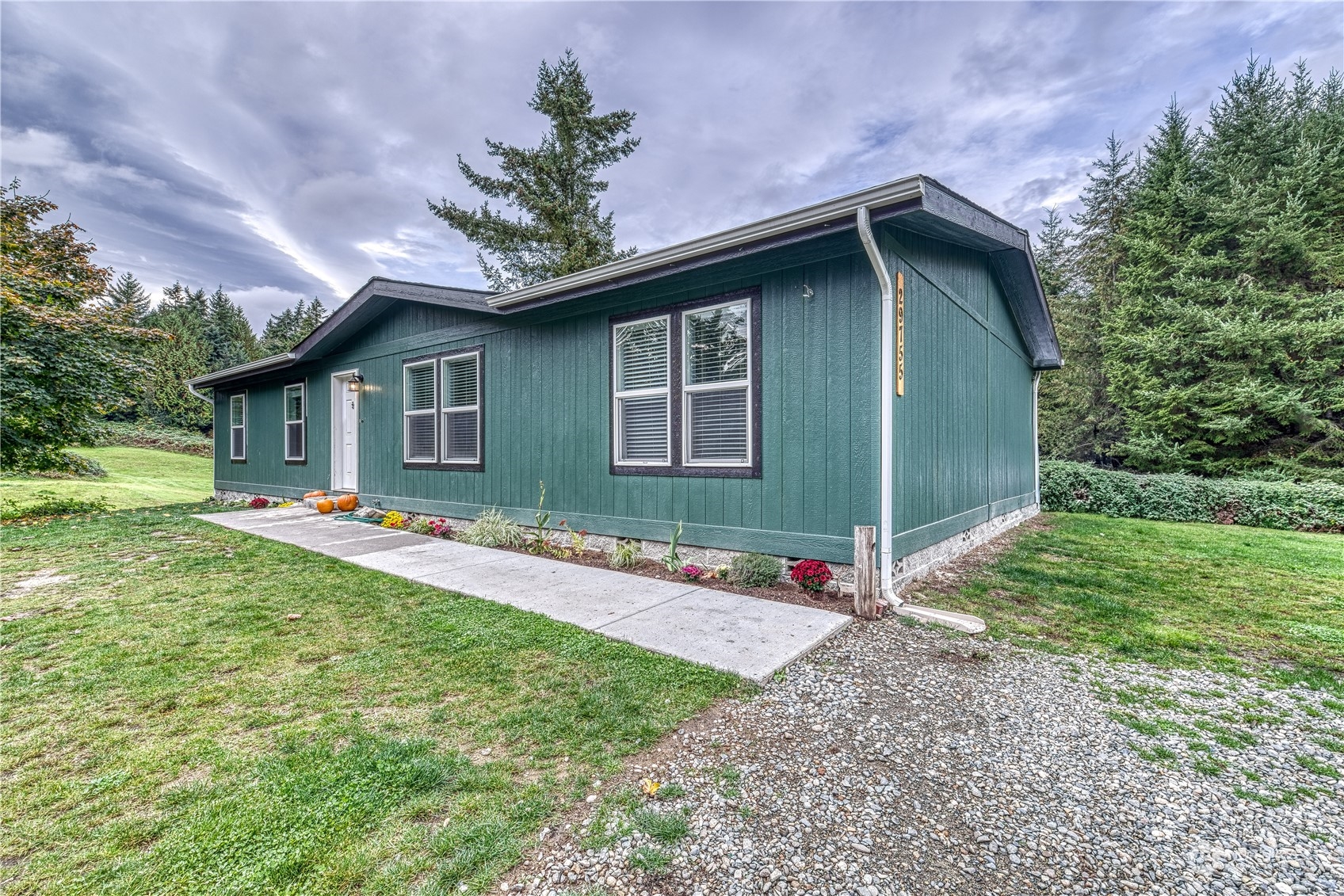 29755 Parcells Road Northeast Kingston, WA 98346 - Photo 12 of 39 Gallery Image 12