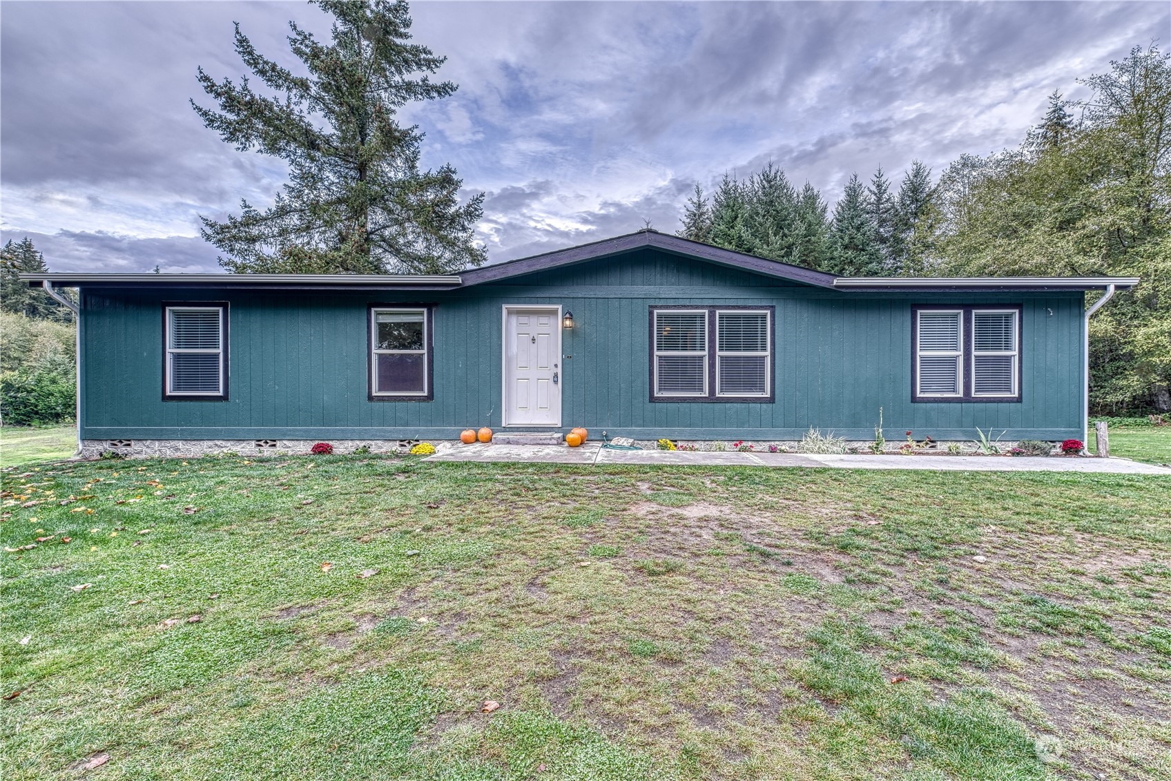 29755 Parcells Road Northeast Kingston, WA 98346 - Photo 15 of 39 Gallery Image 15