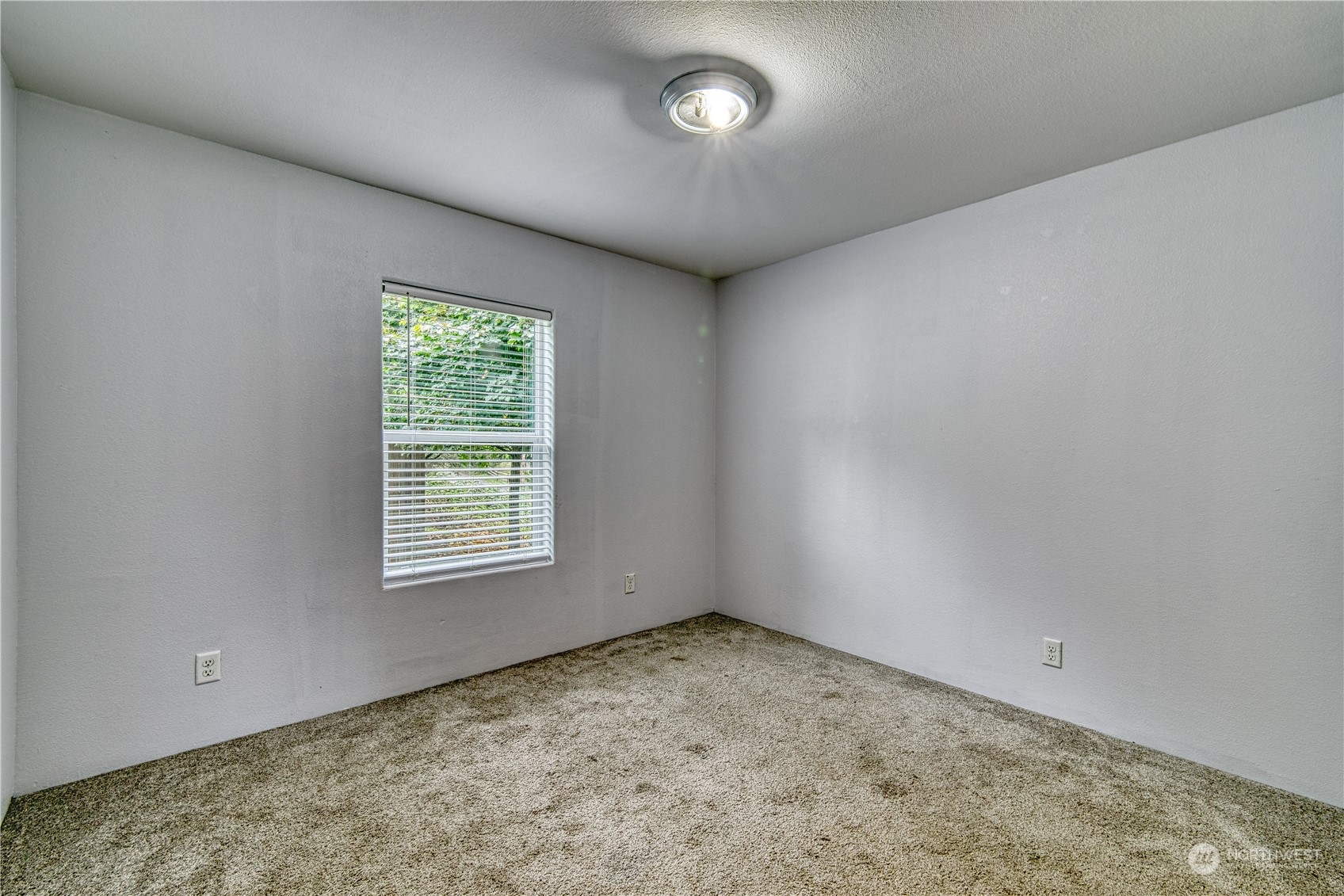 29755 Parcells Road Northeast Kingston, WA 98346 - Photo 18 of 39 Gallery Image 18