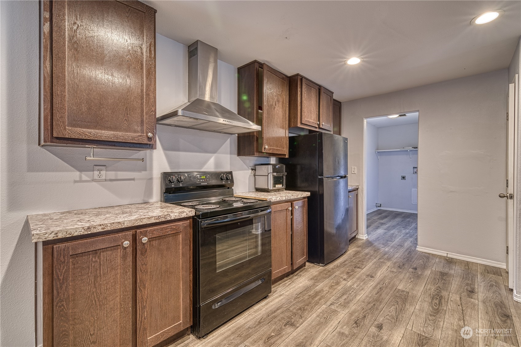 29755 Parcells Road Northeast Kingston, WA 98346 - Photo 25 of 39 Gallery Image 25