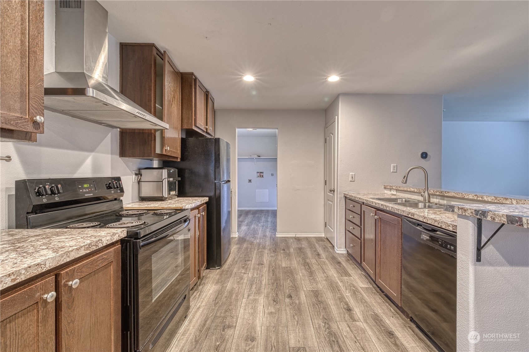29755 Parcells Road Northeast Kingston, WA 98346 - Photo 26 of 39 Gallery Image 26