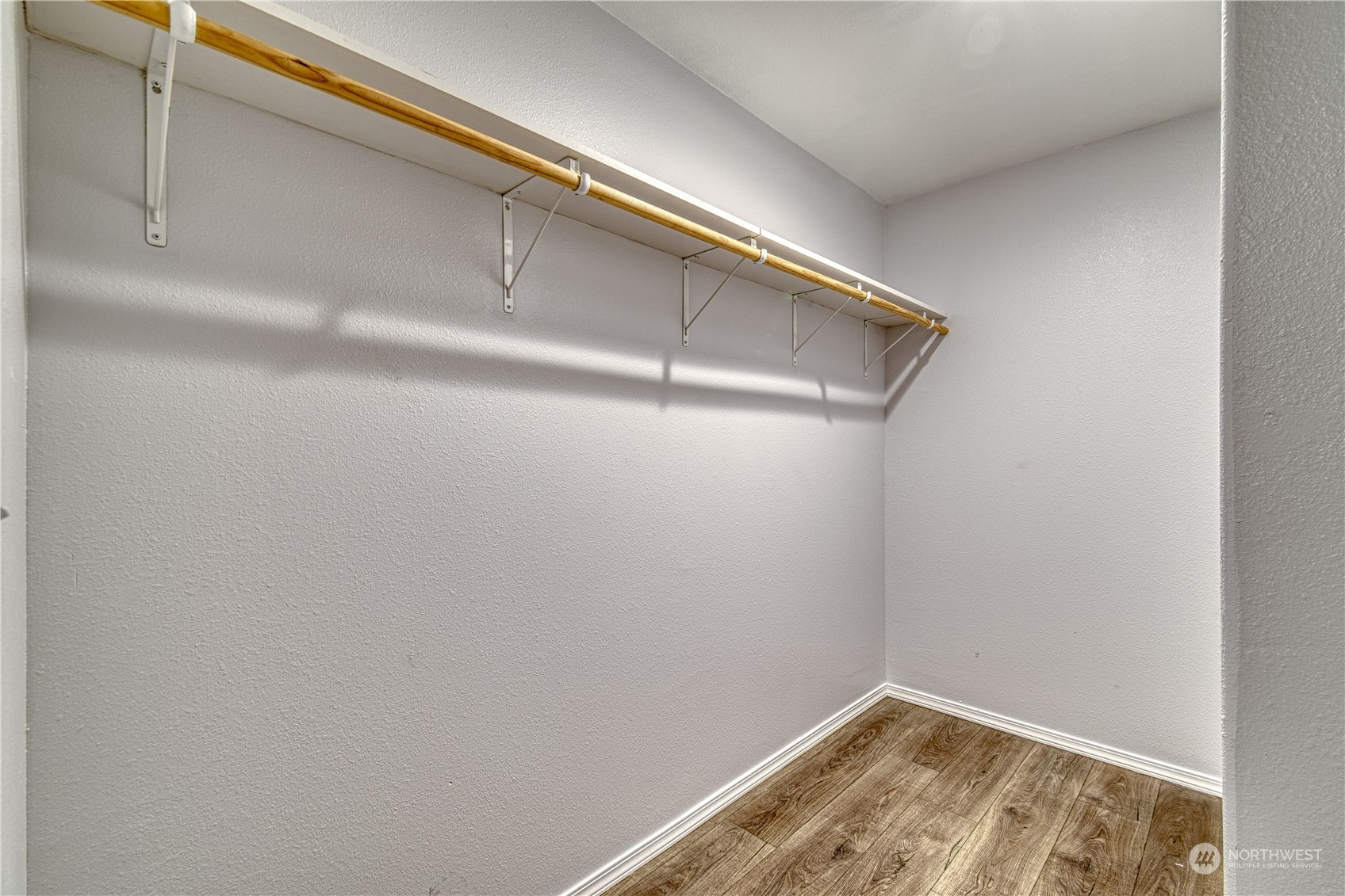 29755 Parcells Road Northeast Kingston, WA 98346 - Photo 37 of 39 Gallery Image 37
