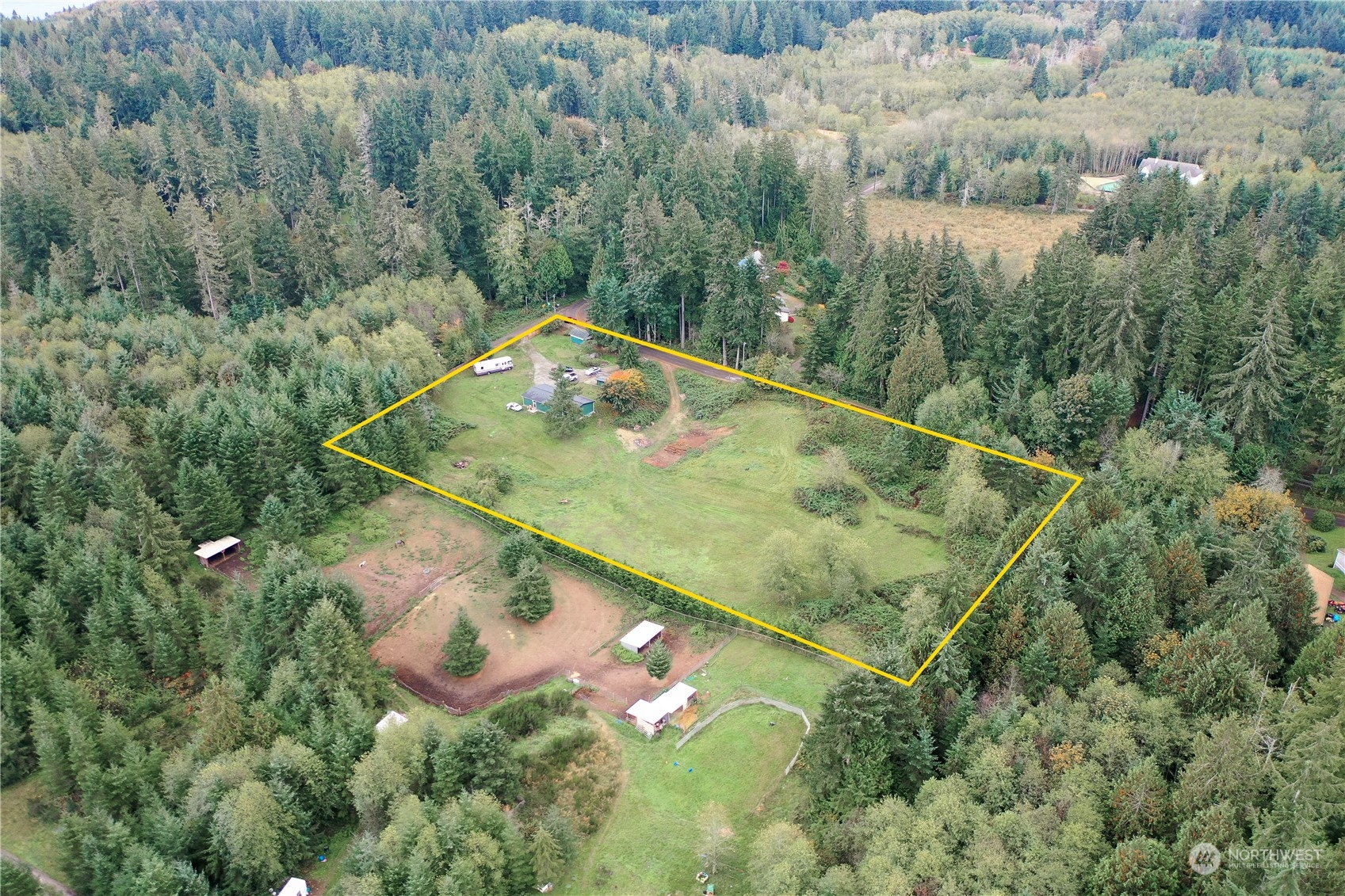 29755 Parcells Road Northeast Kingston, WA 98346 - Photo 8 of 39 Gallery Image 8