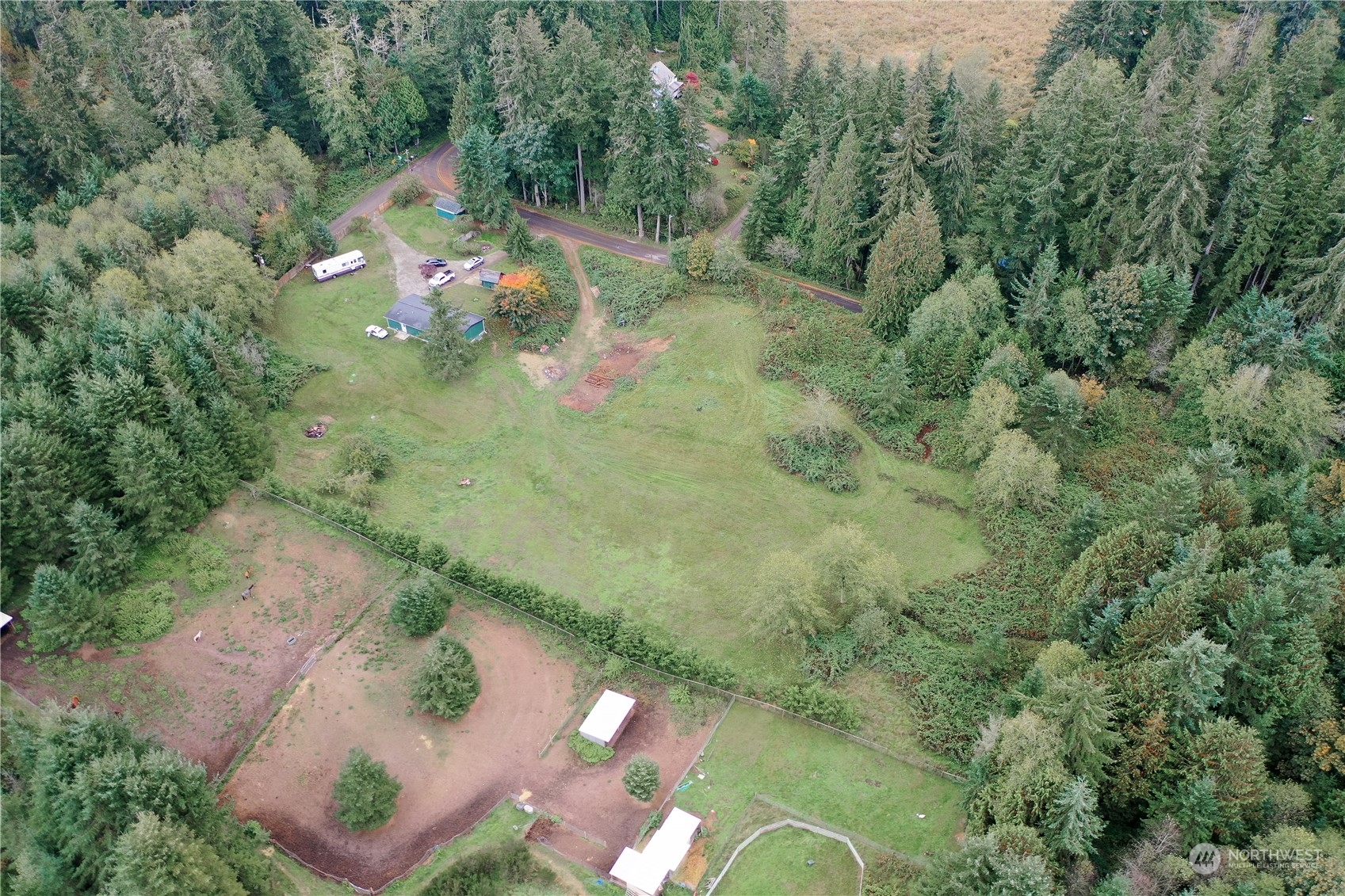 29755 Parcells Road Northeast Kingston, WA 98346 - Photo 9 of 39 Gallery Image 9