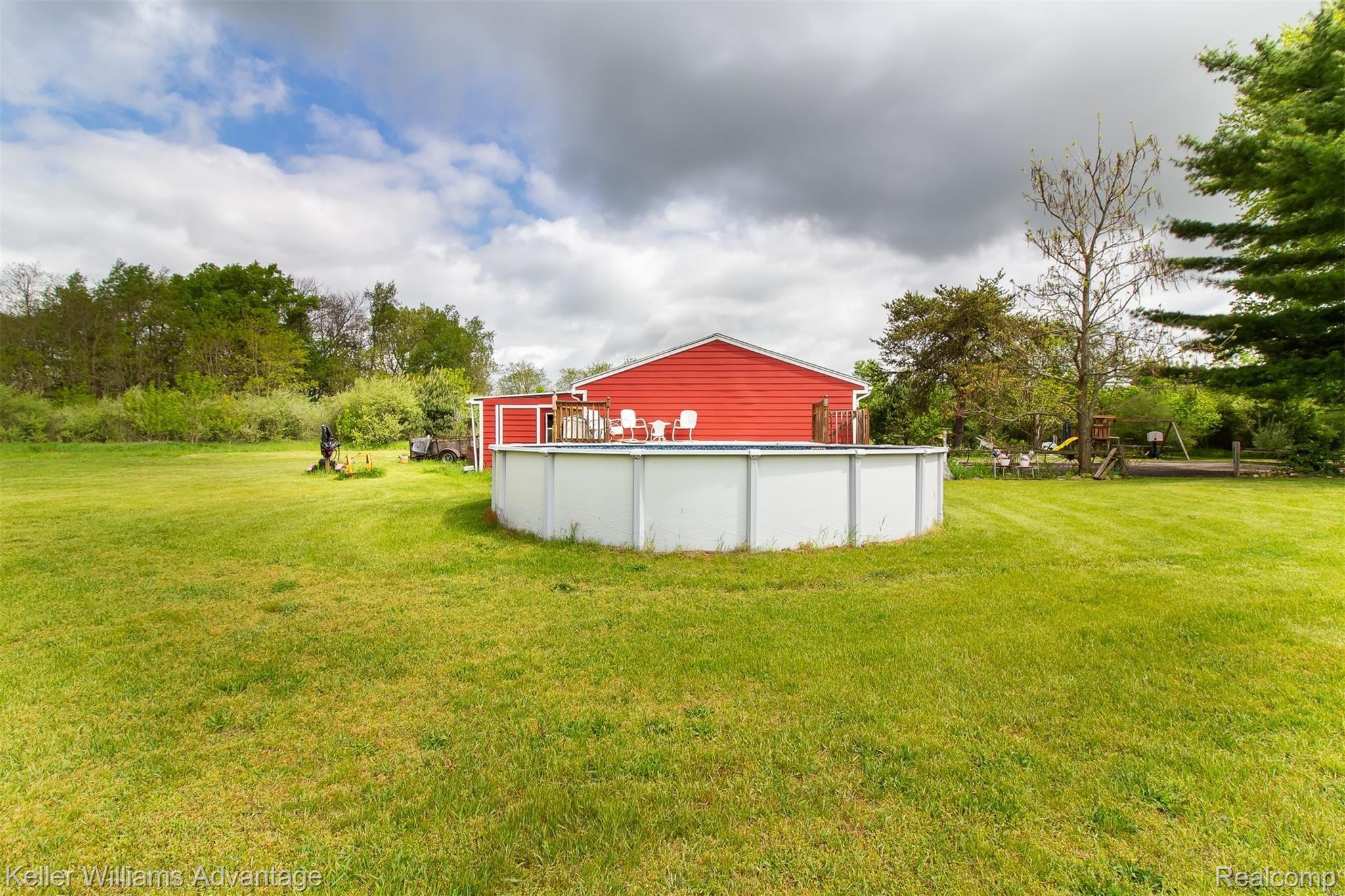 15050 Roepke Road Gregory, MI 48137 - Photo 43 of 50 RoepkeRd_15050_Back_05.jpg