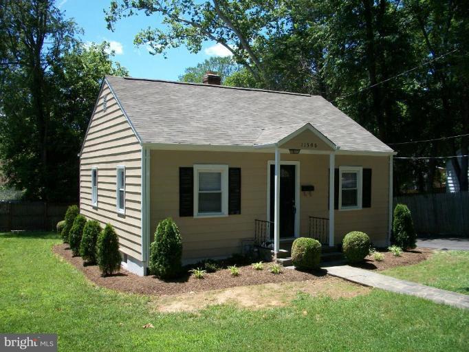 11506 Idlewood Road Silver Spring, MD 20906 - Photo 1 of 20 Exterior (Main)