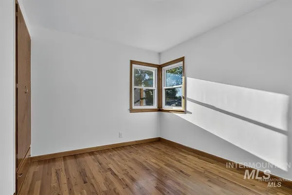 $2,300 | 1207 East Sheridan Avenue, Nampa, ID 83686