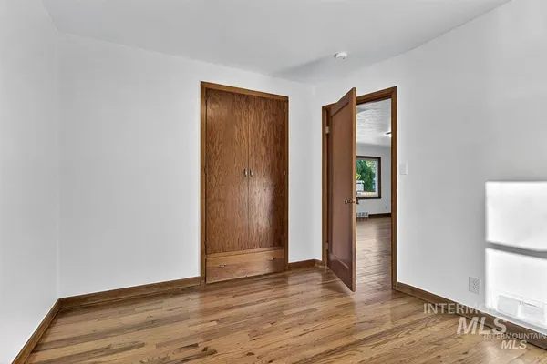 $2,300 | 1207 East Sheridan Avenue, Nampa, ID 83686