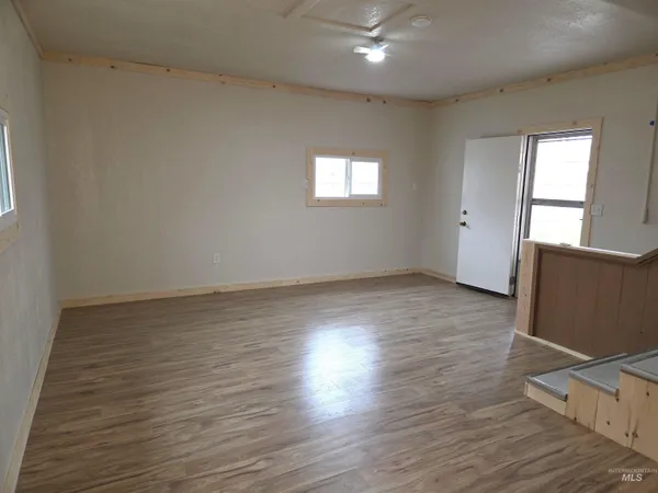 $2,300 | 1207 East Sheridan Avenue, Nampa, ID 83686