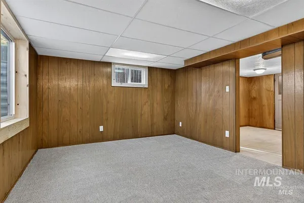 $2,300 | 1207 East Sheridan Avenue, Nampa, ID 83686