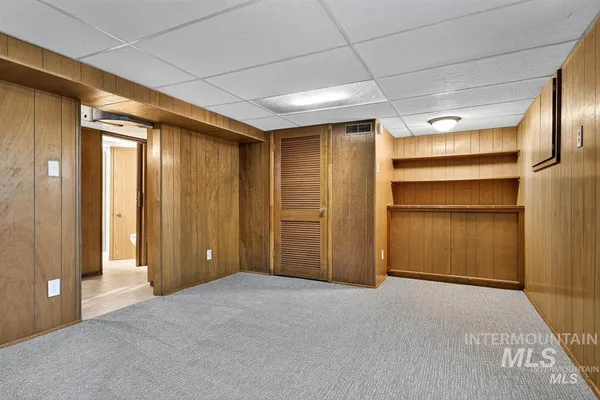 $2,300 | 1207 East Sheridan Avenue, Nampa, ID 83686