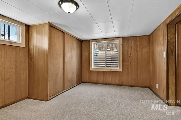 $2,300 | 1207 East Sheridan Avenue, Nampa, ID 83686