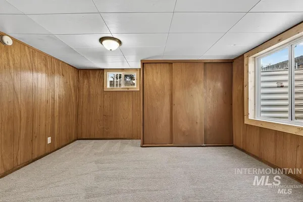 $2,300 | 1207 East Sheridan Avenue, Nampa, ID 83686