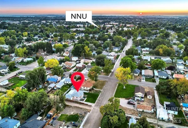 $2,300 | 1207 East Sheridan Avenue, Nampa, ID 83686