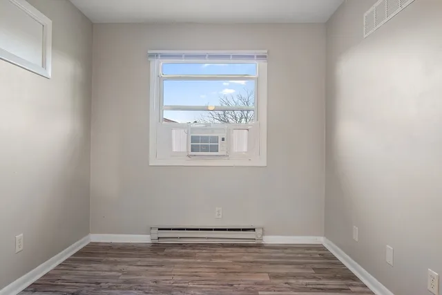 $129,900 | 101 North Orr Drive, Unit 1, Normal, IL 61761