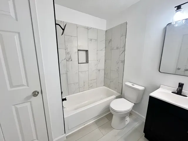 $129,900 | 101 North Orr Drive, Unit 1, Normal, IL 61761