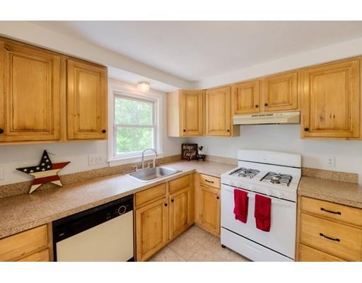 34 Green Farms Road Worcester, MA 01605 - Photo 8 of 25 Gallery Image 8
