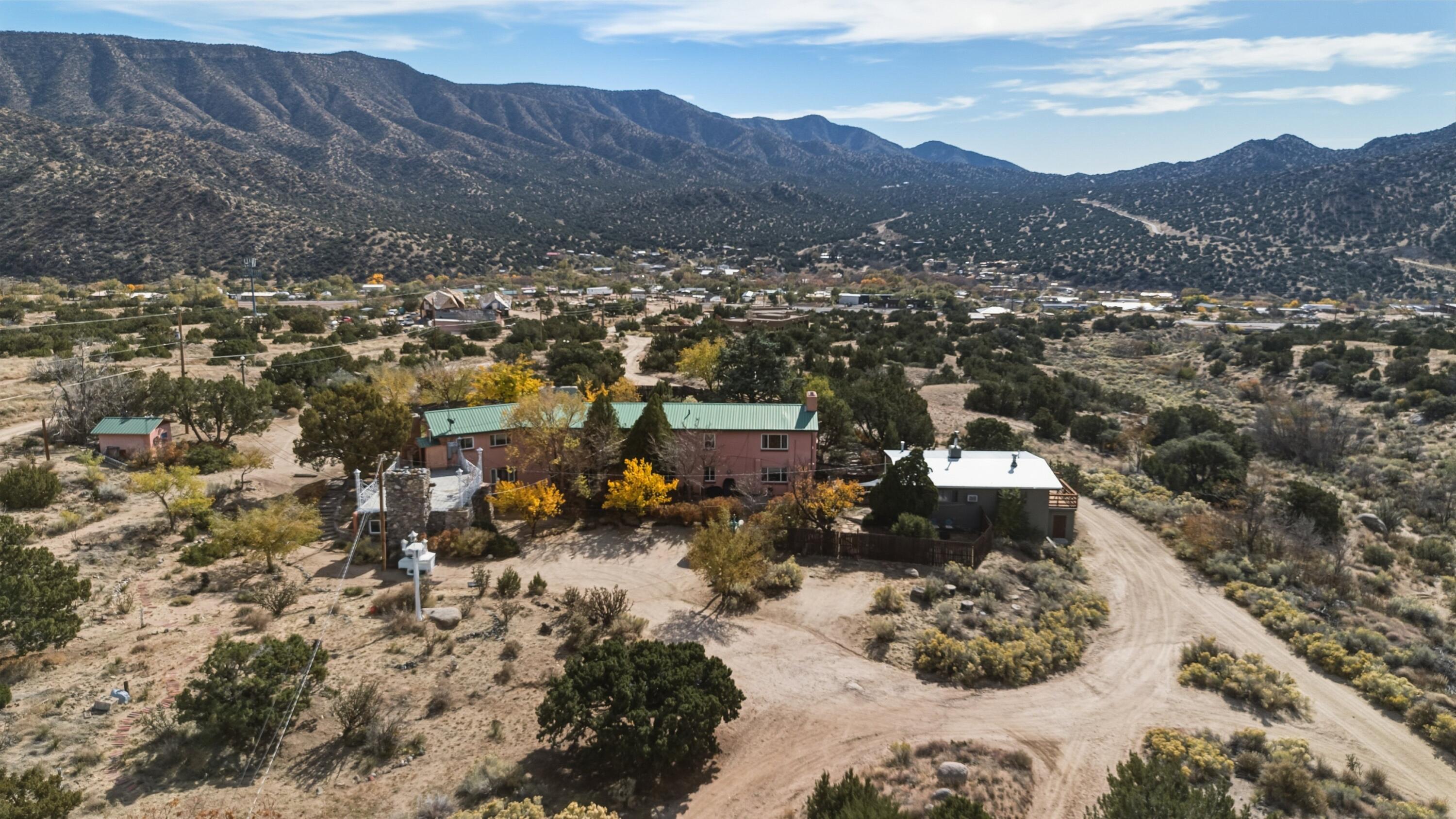 24 Matisse Road Albuquerque, NM 87123 - Photo 13 of 145 Gallery Image 13