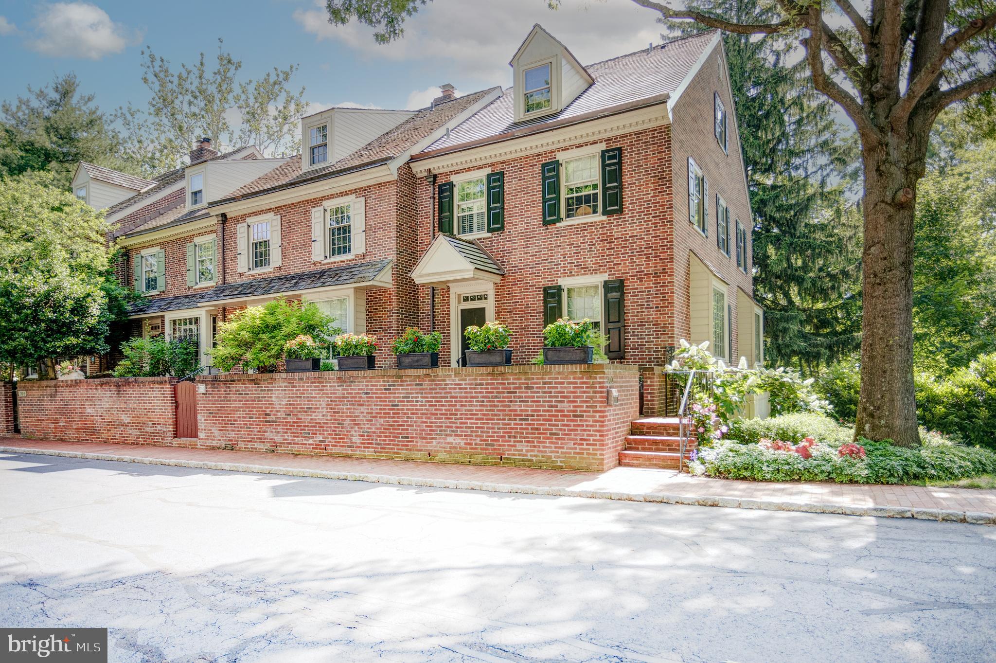 701 Willowmere Lane Ambler, PA 19002 - Photo 2 of 35