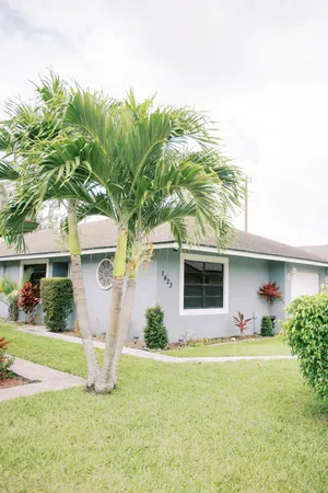 $2,500 | 1423 Summit Run Circle, West Palm Beach, FL 33415