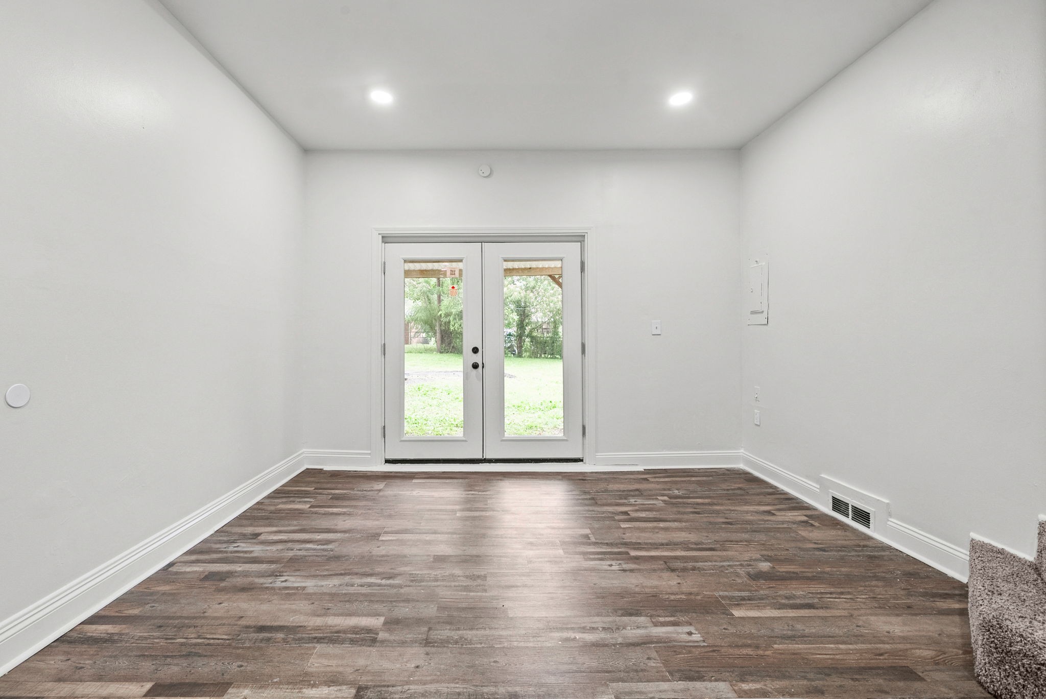 203 Jordan Road Clarksville, TN 37042 - Photo 11 of 30