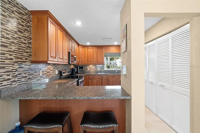 $315,000 | 2700 Bayshore Boulevard, Unit 593, Dunedin, FL 34698