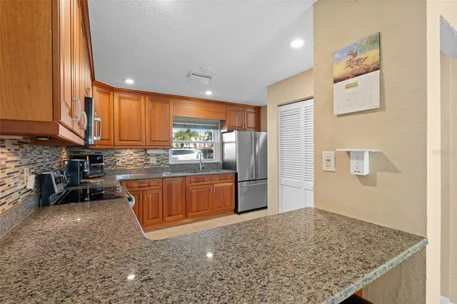 $315,000 | 2700 Bayshore Boulevard, Unit 593, Dunedin, FL 34698