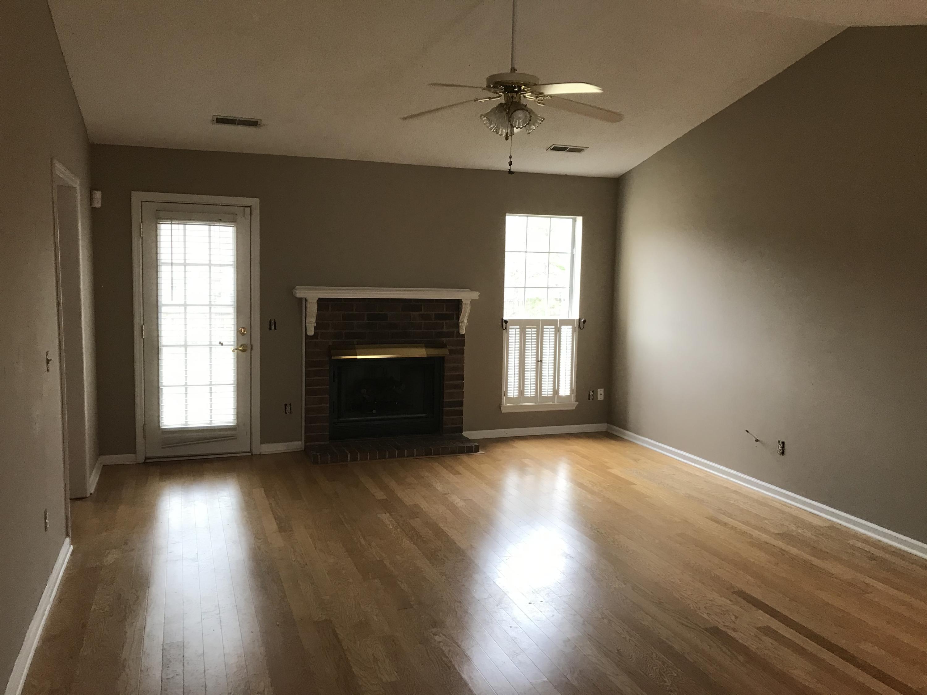 125 Alcester Road Goose Creek, SC 29445 - Photo 15 of 19 8C63490C-F9CA-4F03-9342-F831EA62956D