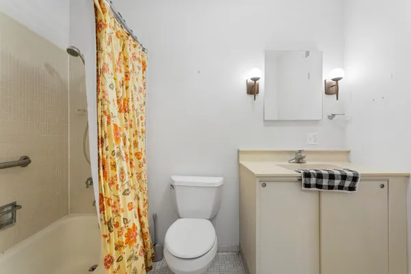 $469,900 | 301-g H G H Baker Drive, Urbana, IL 61801