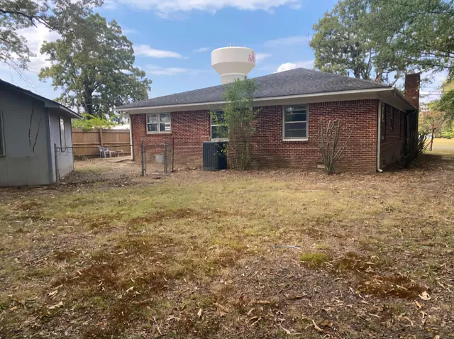 a house view with a outdoor space