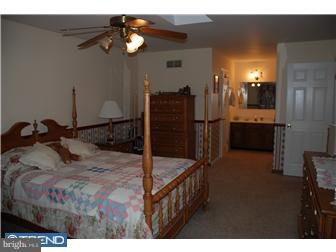 1595 North Valley Road Pottstown, PA 19464 - Photo 5 of 12 Bedroom - Main