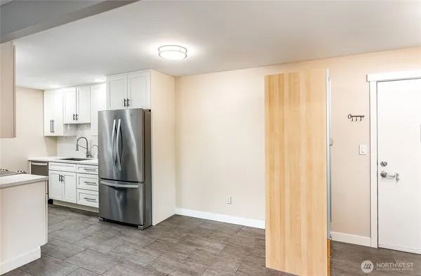 $2,500 | 2500 81st Avenue Southeast, Unit 332, Mercer Island, WA 98040