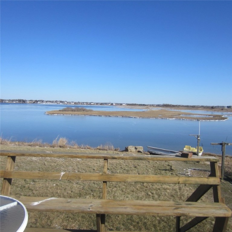 166 Peninsula Road South Kingstown, RI 02879 - Photo 5 of 28
