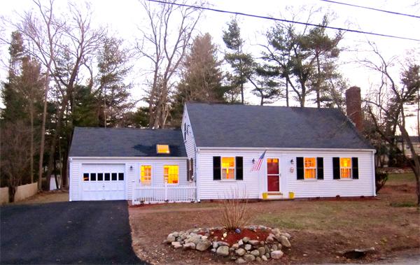 24 Colonial Road Hingham, MA 02043 - Photo 1 of 25 Gallery Image 1