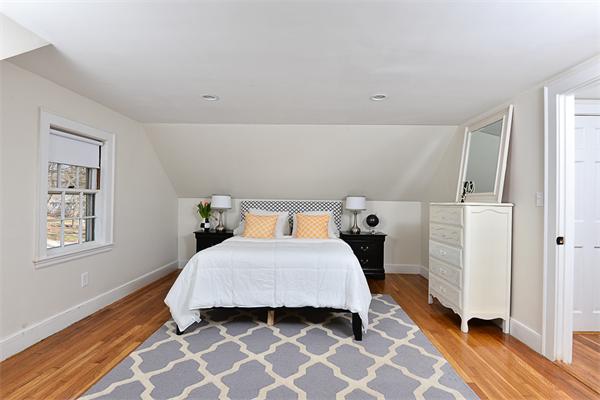24 Colonial Road Hingham, MA 02043 - Photo 18 of 25 Gallery Image 18