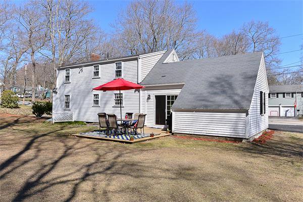 24 Colonial Road Hingham, MA 02043 - Photo 23 of 25 Gallery Image 23