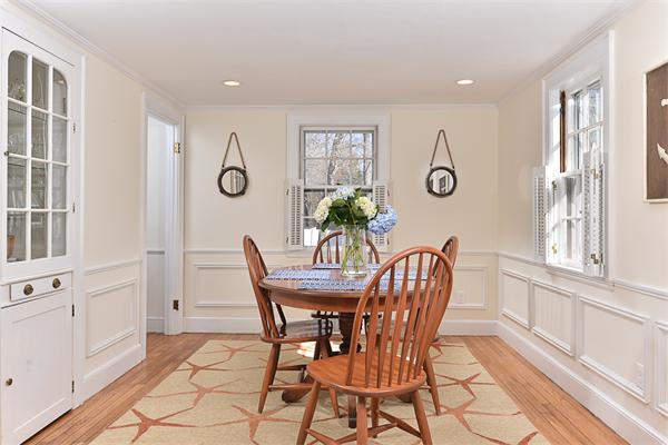 24 Colonial Road Hingham, MA 02043 - Photo 9 of 25 Gallery Image 9