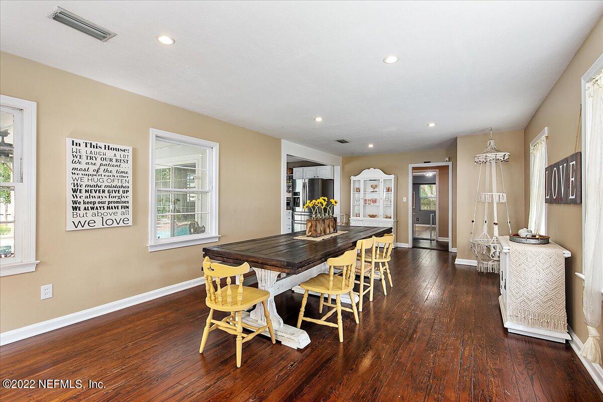 2704 Loretto Road Jacksonville, FL 32223 - Photo 19 of 38 11-Dining Room