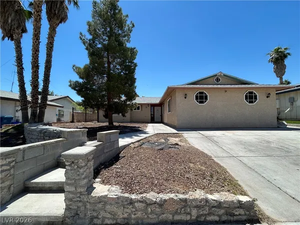 $2,295 | 3979 Avonwood Avenue, Las Vegas, NV 89121