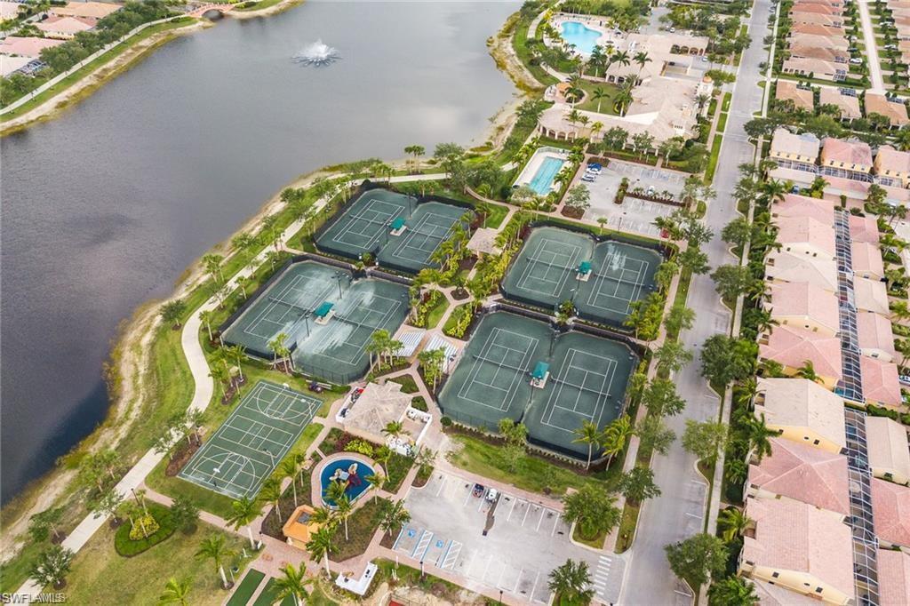 8482 Karina Court Naples, FL 34114 - Photo 31 of 40 view of a swimming pool