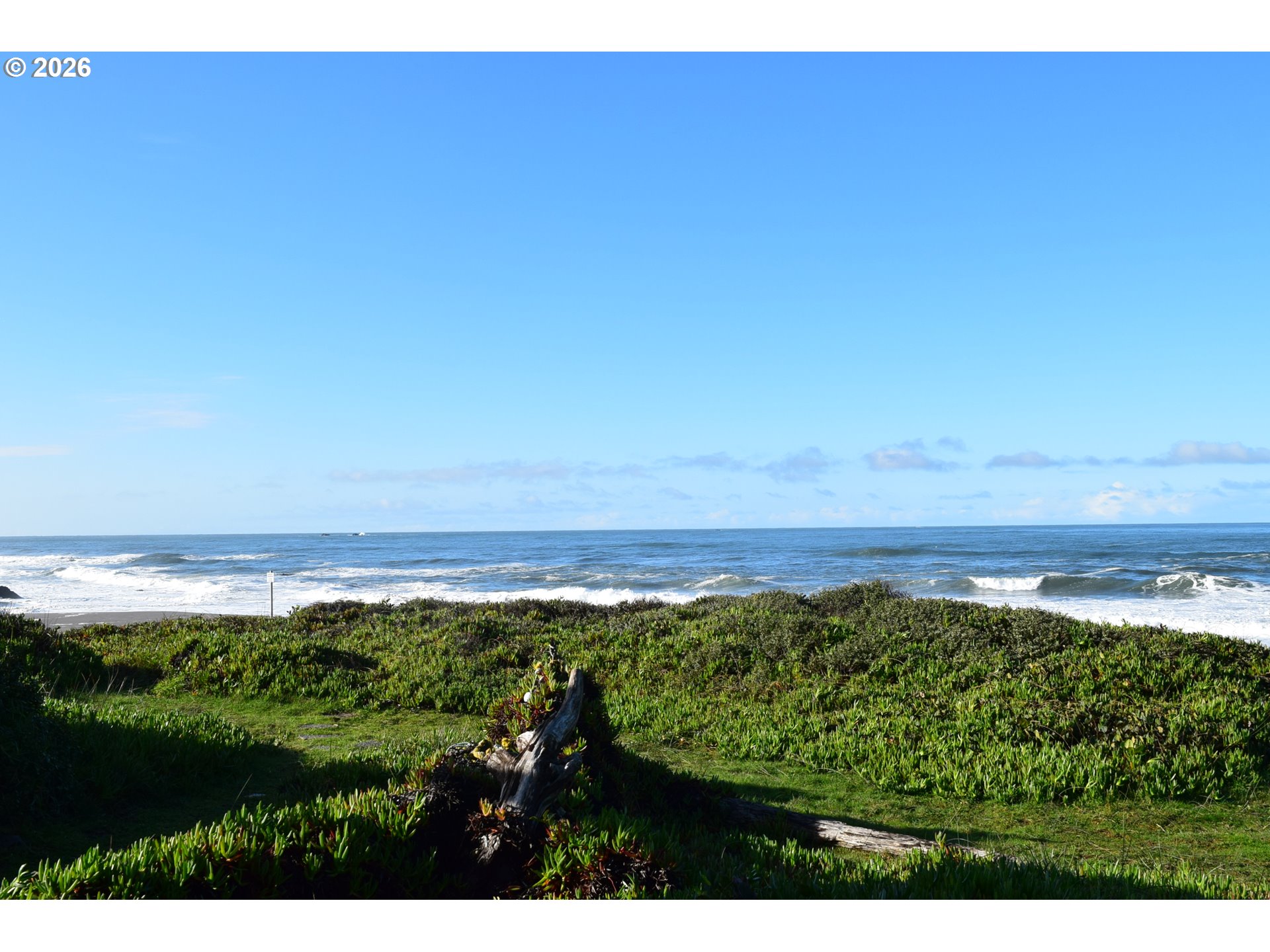 33130 Nesika Road, Unit A Gold Beach, OR 97444 - Photo 11 of 17 a view of an ocean