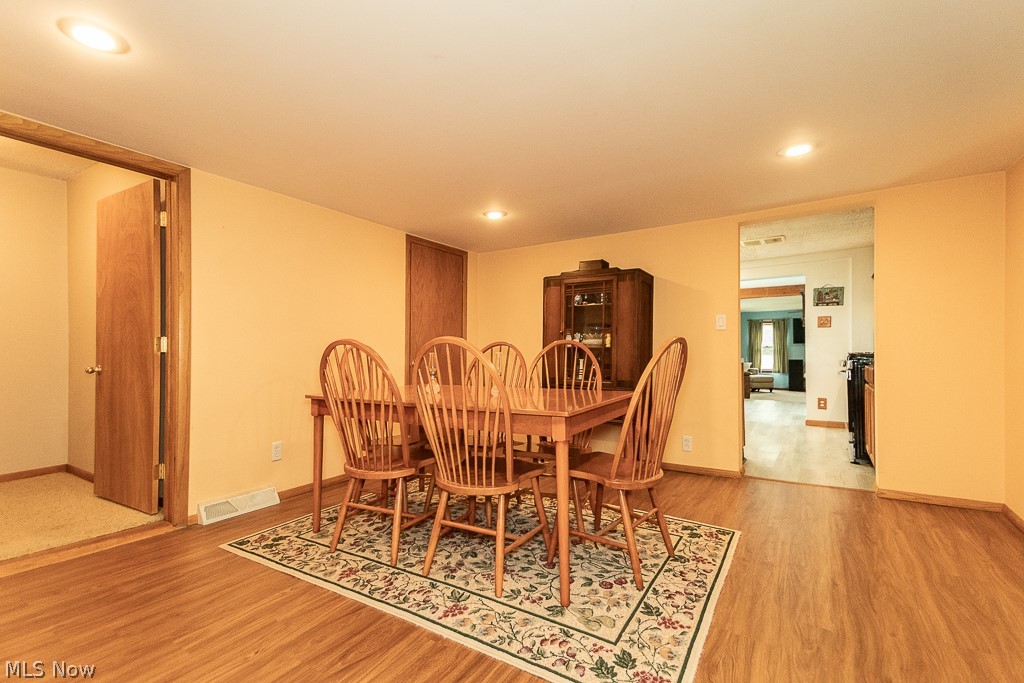 14615 Sperry Road Newbury, OH 44065 - Photo 5 of 25 Gallery Image 5