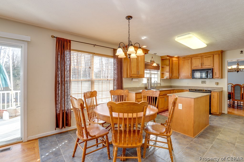7211 Woody Road Gloucester, VA 23061 - Photo 11 of 24 Gallery Image 11